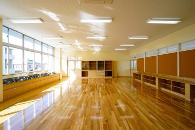写真：勝田第一中学校 特別教室棟の美術室