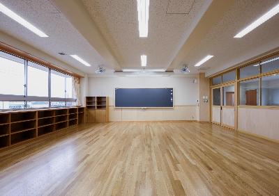 写真：勝田第二中学校 普通教室