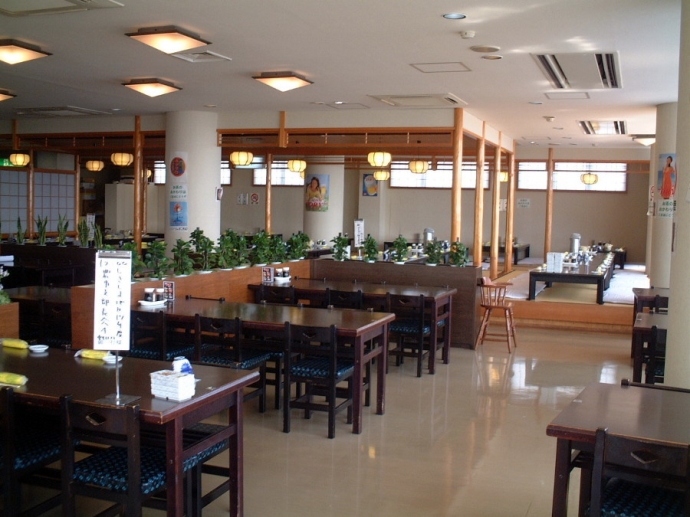 和風レストランやまさ 魚センター店の写真