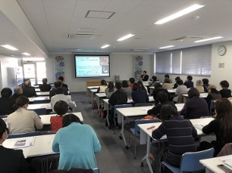 写真：魚食普及研修会の様子4