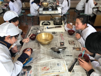 写真:地魚料理教室の様子10