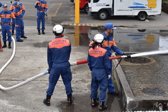 写真：新入団員訓練の様子