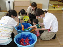 写真：子育て支援センターひまわりの様子2