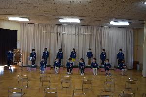 写真:発表会予行演習をしています。2