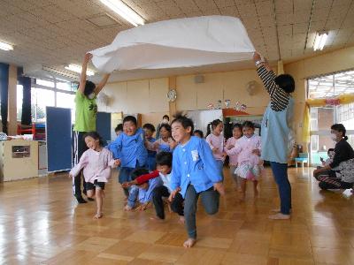 写真：さくら組リトミック