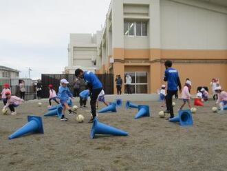 写真：サッカー楽しいね2