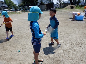 写真：水遊び