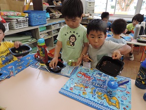 写真：誕生会の食事