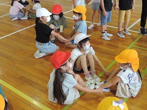 写真：1年生との交流会