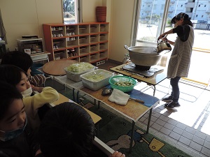 写真：芋煮会