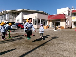 写真：大縄跳び