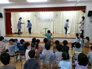 写真：年長なわとび