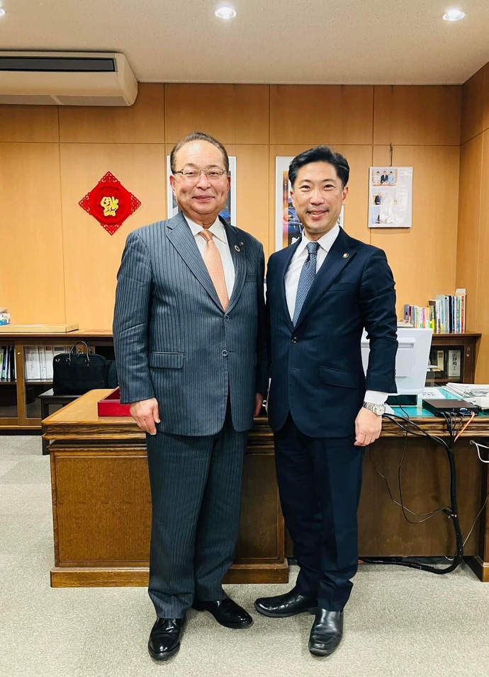 写真：石巻市長と大谷市長