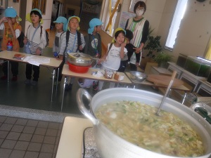 写真:芋煮会