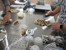 写真：成形している様子