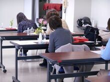 写真：自由課題に取り組んでいる様子