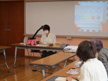 写真：講師説明の様子