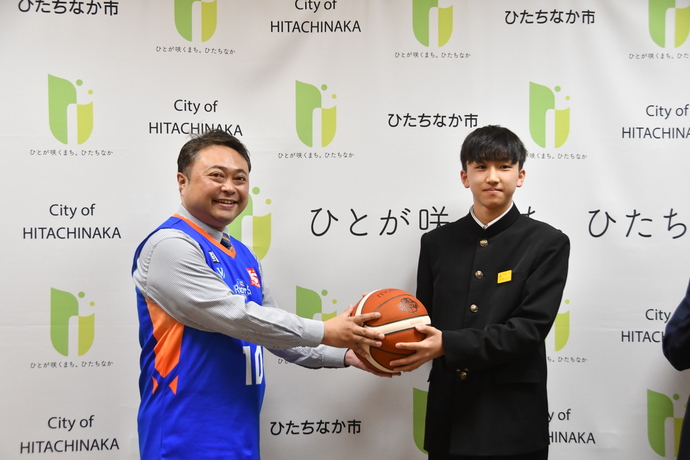 川﨑社長と男子キャプテン西野さん