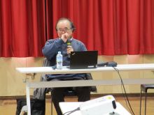 写真：講師説明の様子