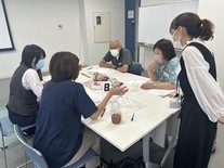 話し合いの写真