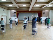 写真:バレエエクササイズの様子